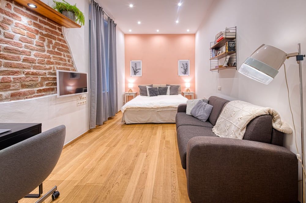 Quiet Apt. Top Central Location - וינה - חדר שינה