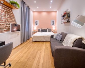 Quiet Apt. Top Central Location - וינה - חדר שינה
