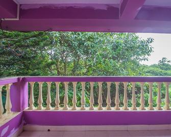 OYO 22067 Home Cozy 1bhk Near Carmona Beach - Varca - Балкон
