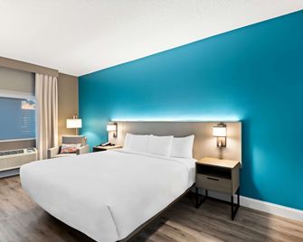 Comfort Inn & Suites Mason City - Clear Lake - Mason City - Schlafzimmer