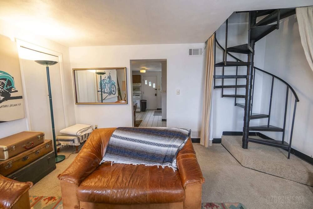 Southwest Charming Apartment - Amazing View - Pittsburgh