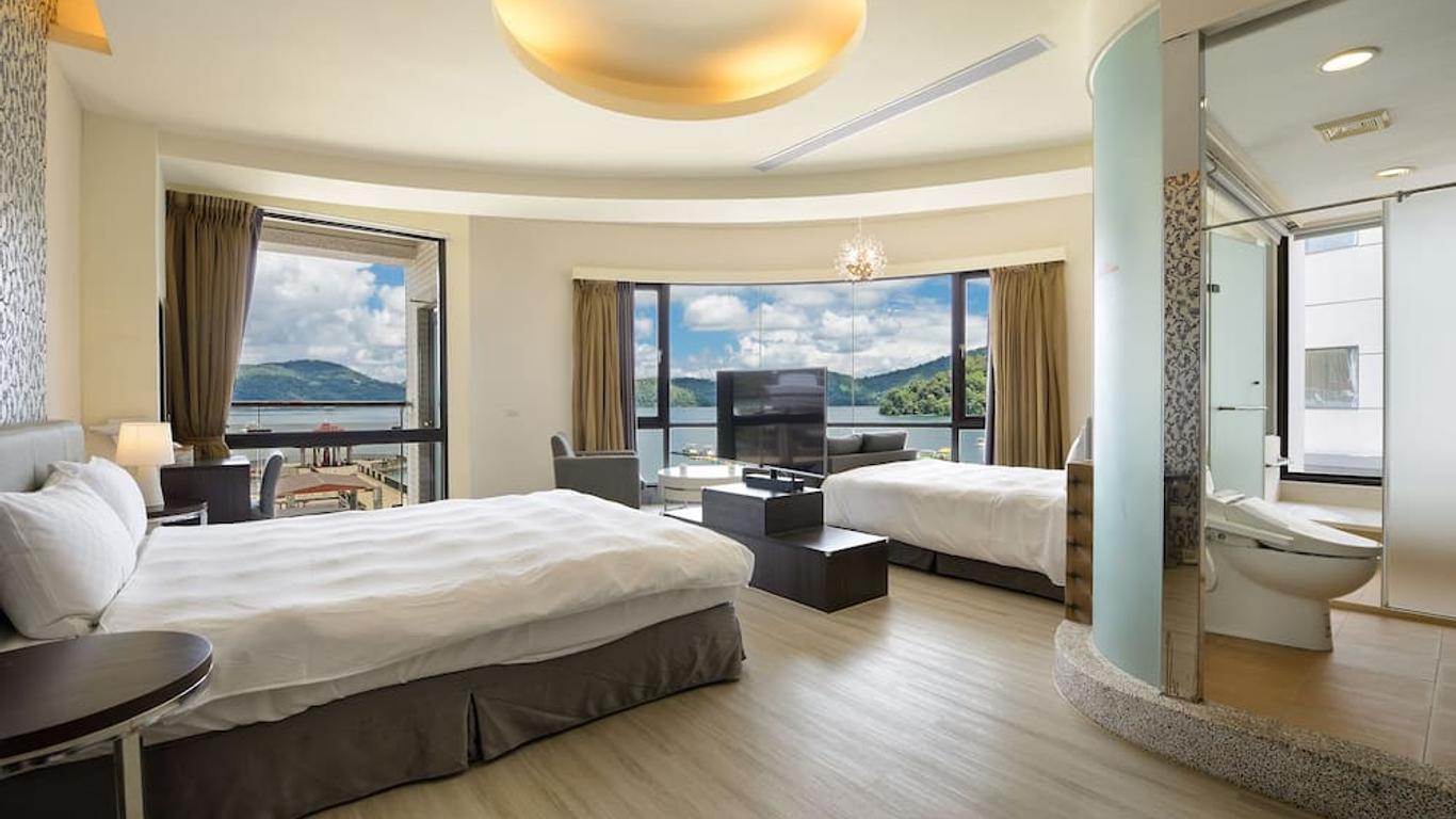 Hu Yue Lakeview Hotel