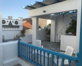 Manto Apartments - Tinos - Balkon