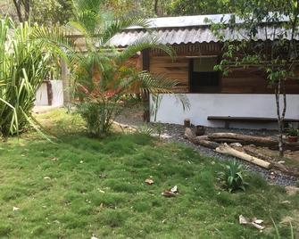 Private cabaña with bacic opporunity to cook - Santa Catalina - Vista del exterior