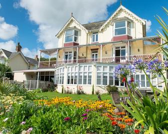 ذا كليفتون - شانكلن - مبنى