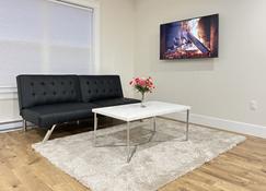 City Modern Apartment - Charlottetown - Living room