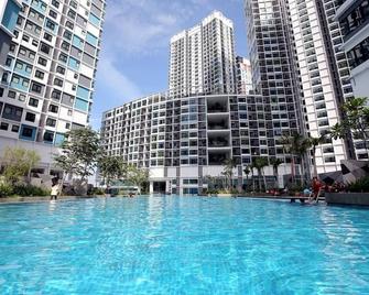 I-City by Landmark - Shah Alam - Pool