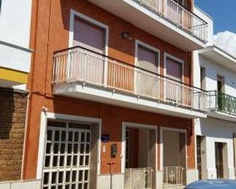 Controvento - Porto Cesareo - Edificio