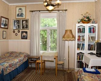 Kartano Hostel - Kokemäki
