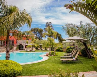 Leonardo Resort - Imperia - Piscina