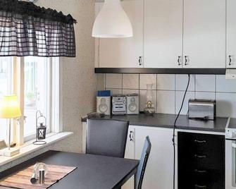6 Person Holiday Home In Bollnäs - Bollnäs - Kitchen
