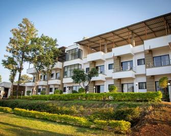 Hotel Bella Valley - Mahabaleshwar - Building