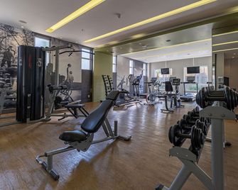 Hotel Deville Prime Porto Alegre - Porto Alegre - Fitnessbereich