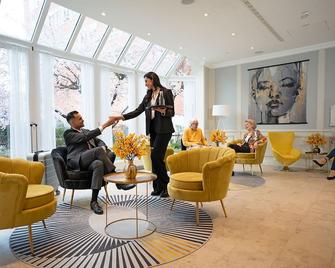 Hotel Am Brinkerplatz - Essen - Lobby