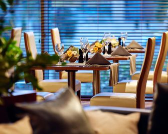 Hilton Garden Inn Rzeszow - Rzeszów - Restaurante