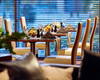 Hilton Garden Inn Rzeszow - Rzeszow - Restaurang