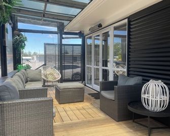 Spacious Lake House - Linen & Towels Provided - Mangakino - Balcón