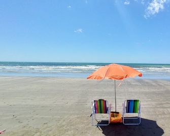 Casa duplex beira mar reformada com piscina no Peito Moça - Luís Correia (Piauí) - Plage