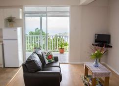 Morne Seaview Apartments - Castries - Living room