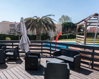 ibis Styles Perpignan Canet-en-Roussillon - Canet-en-Roussillon - Piscina