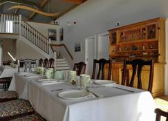 Luxury Villa Six Suites Private Path to Sea - Sligo - Dining room