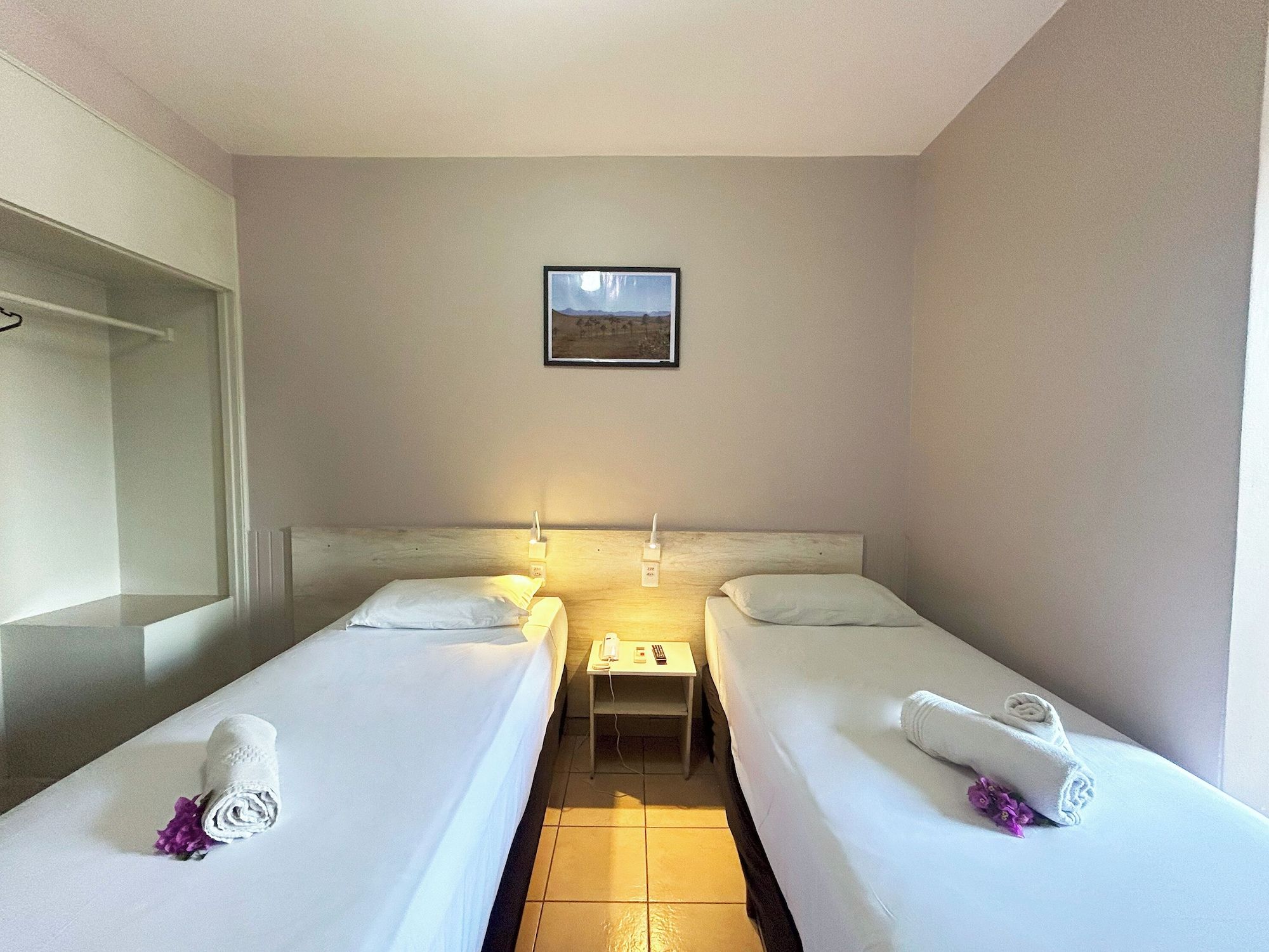 Hotel El Pilar by Bsb Inn - Brasilia - Habitación