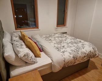 Captivating 2-Bed Apartment in Manchester - Mánchester - Habitación