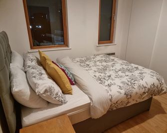 Captivating 2-Bed Apartment in Manchester - Manchester - Phòng ngủ