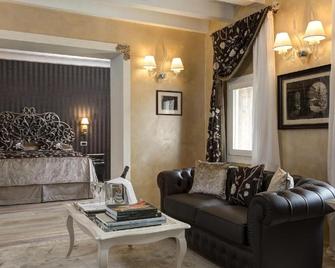 Colonia Resort - Vittorio Veneto - Living room