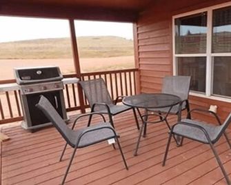Boots Bison Cabin 2 Br 1 B Sleeps 6 - Medora - Balkon