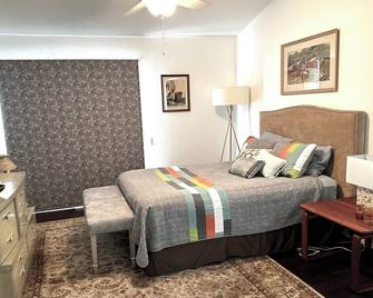 Palm Spring Style. Private Pool. Views. Pet Friendly. Sleeps 6. Quiet. - Palm Springs - Habitación