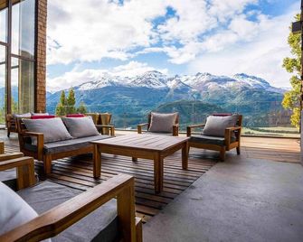 Uman Lodge - Futaleufú - Балкон