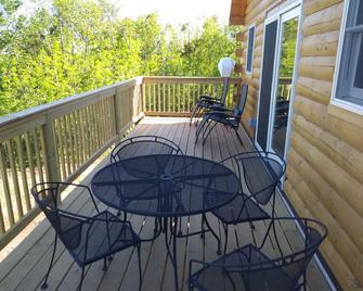 Lake Superior Views Log Home - Knife River - Balcony
