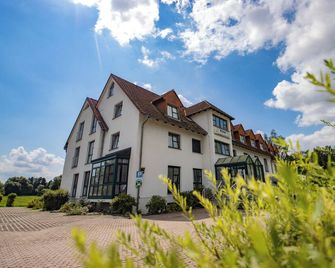 Hotel garni Zwickau-Mosel - Glauchau - Gebäude