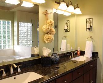 Maple Creek Bed&Breakfast - Tomball - Baño