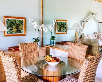 Prime Beachfront location at Lae Nani ~ Best of the Best !! - Wailua (Kauai) - Comedor