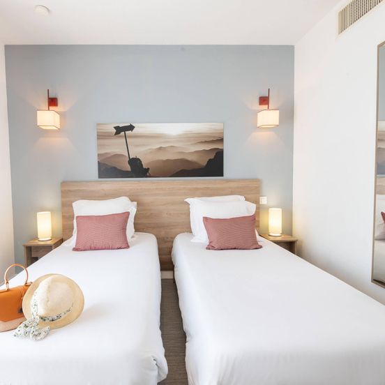 Comfort Aparthotel Cannes Mandelieu image 1
