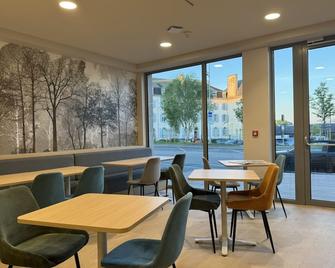 Brit Hotel Confort Carhaix - Carhaix-Plouguer - Restaurant