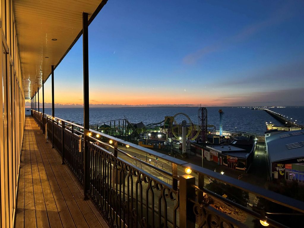 Park Inn Palace, Southend-on-Sea - סאות'אנד און סי - מרפסת