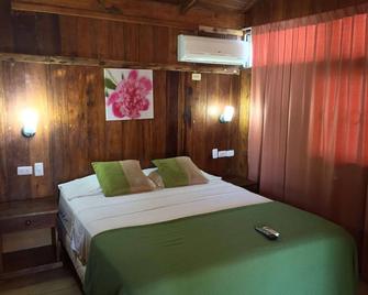 Cabanas Isla Del Sol - Atacames - Chambre