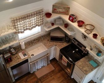 Mtn Cabin Lake Hottub | Kayak | Fish | Atvtrls - Mena - Kitchen