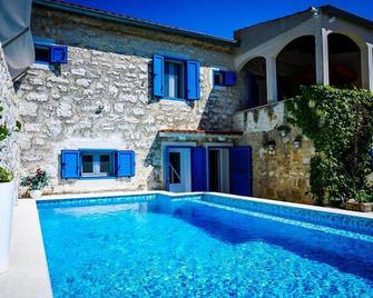 Vila Vinci 1906 - Vrsar - Pool