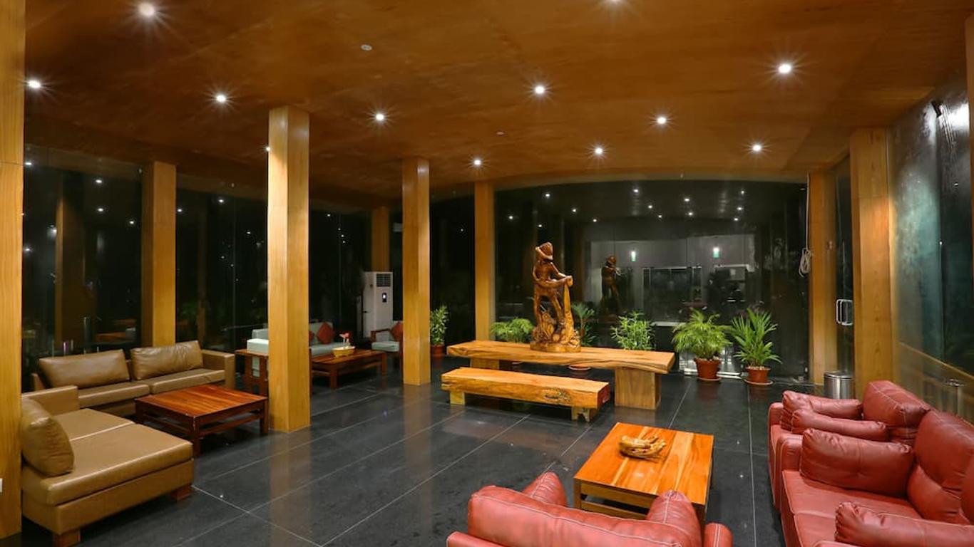 Gokulam Grand Turtle On The Beach