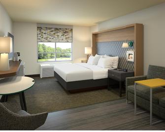 Holiday Inn Selma-Swancourt - Selma - Bedroom