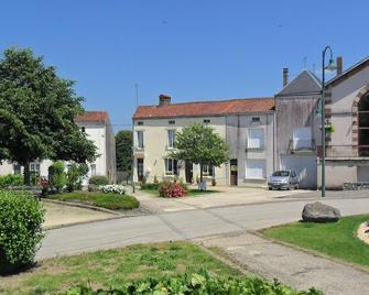 Chambres d'Hôtes Bienvenue - L'Absie - Edificio