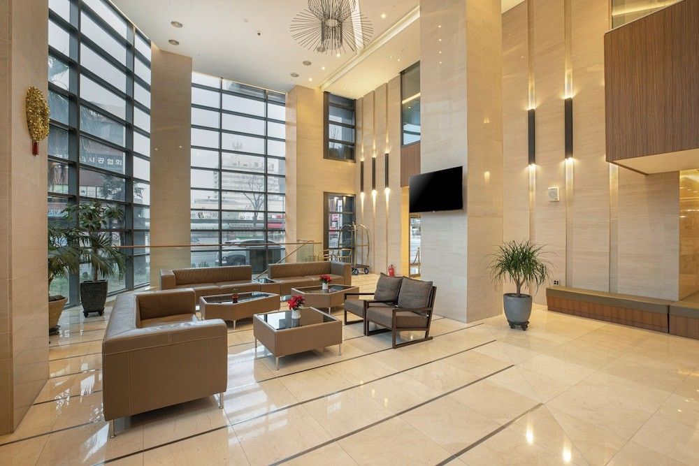 Hotel Goldendaisy Seogwipo Ocean - סאוגוויפו - לובי