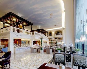 Sunwuhu Hot Spring Holiday Hotel - Dongying - Lobby