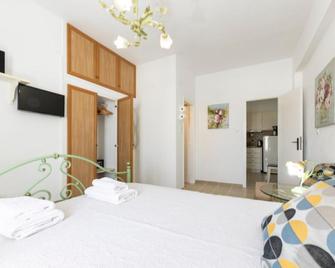 Pension Moschoula - Platis Gialos - Bedroom