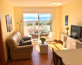 house on the beach - Calafell