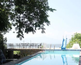 Teques inn - Puente de Ixtla